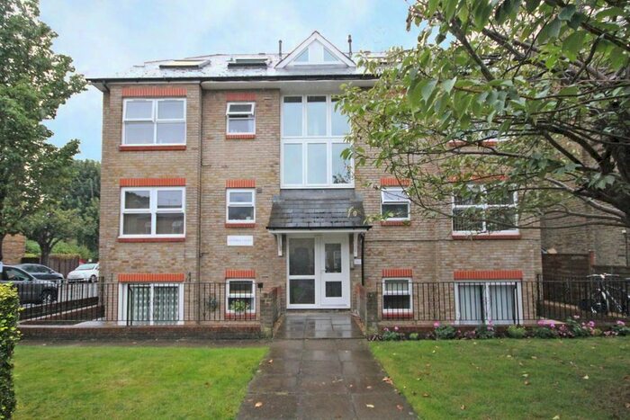 1 Bedroom Flat To Rent In Amyand Park Road, St Margarets, Twickenham, TW1
