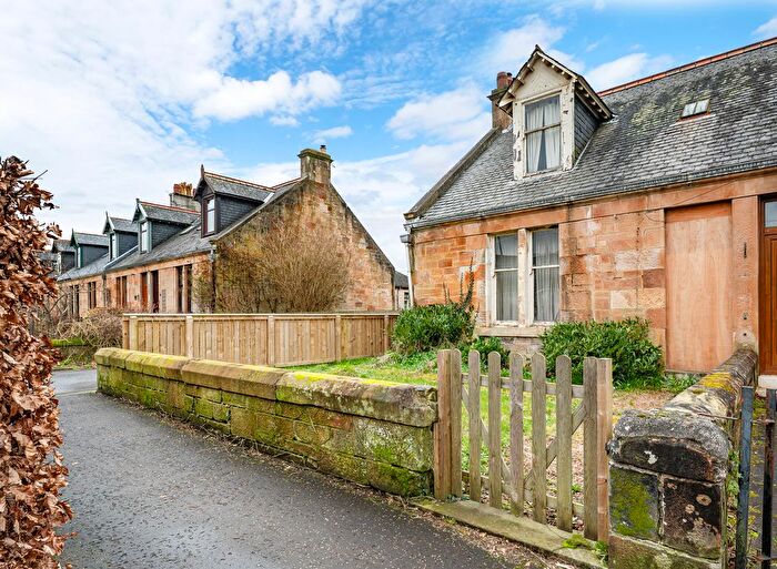2 Bedroom Cottage For Sale In Woodilee Cottages, Lenzie, Kirkintilloch, Glasgow, G66
