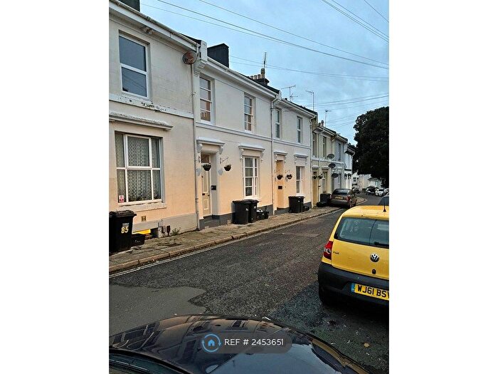 4 Bedroom Maisonette To Rent In Warren Road, Torquay, TQ2