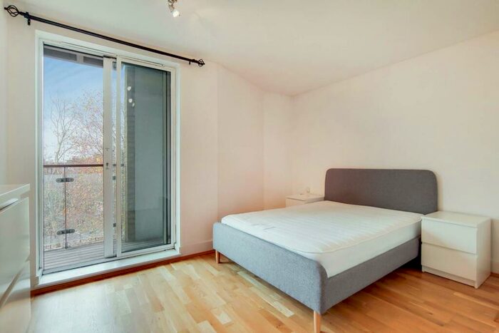 1 Bedroom Flat To Rent In Owen Street, Angel, London, EC1V