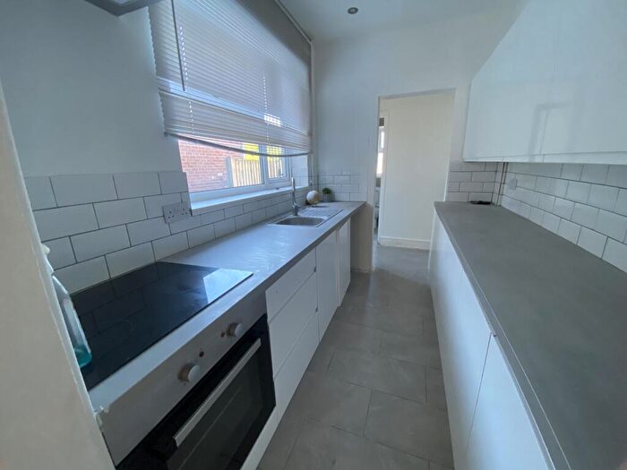 3 Bedroom House To Rent In Staveley Street, Edlington, Doncaster, DN12