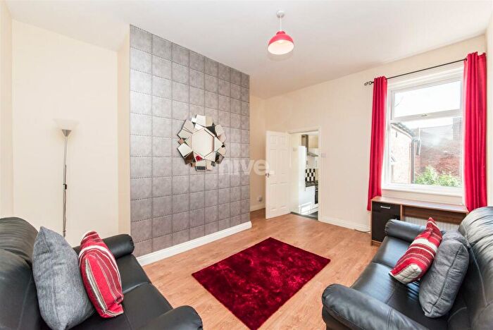 3 Bedroom Flat To Rent In Trewhitt Road, Heaton, Newcastle Upon Tyne, NE6