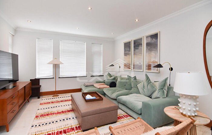 4 Bedroom Terraced House To Rent In Elm Lane, Hampstead, NW3