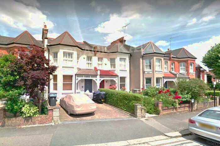 2 Bedroom Flat To Rent In Barrington Road, N8