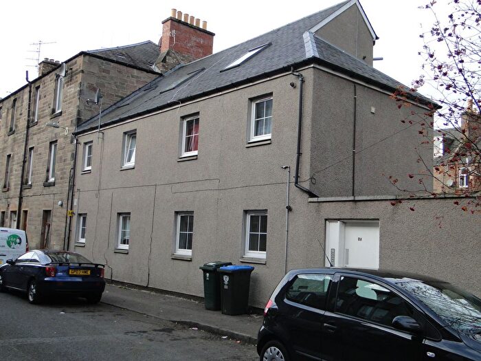 1 Bedroom Flat To Rent In A, Inchaffray Street, Perth, PH1