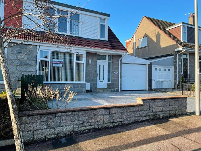3 Bedroom Semi-Detached House To Rent In Craigiebuckler Drive, Aberdeen, AB15