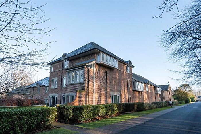 2 Bedroom Flat To Rent In Hartford Hall Estate, Bedlington, NE22