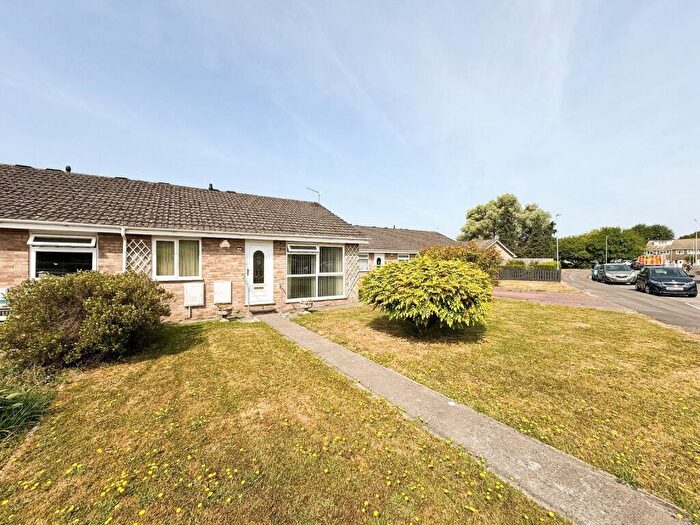 2 Bedroom Bungalow To Rent In Summer Lane North, Worle, Weston-Super-Mare, BS22