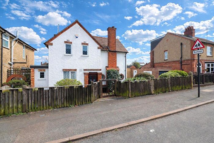 4 Bedroom Detached House For Sale In Purvis Road, Rushden, NN10