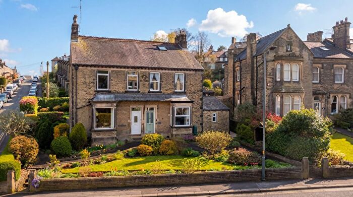 5 Bedroom Semi Detached House For Sale In Gargrave Road, Skipton, North Yorkshire, BD23