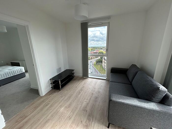 1 Bedroom Flat To Rent In Griffiths Close, Balsall Heath, Birmingham, B12