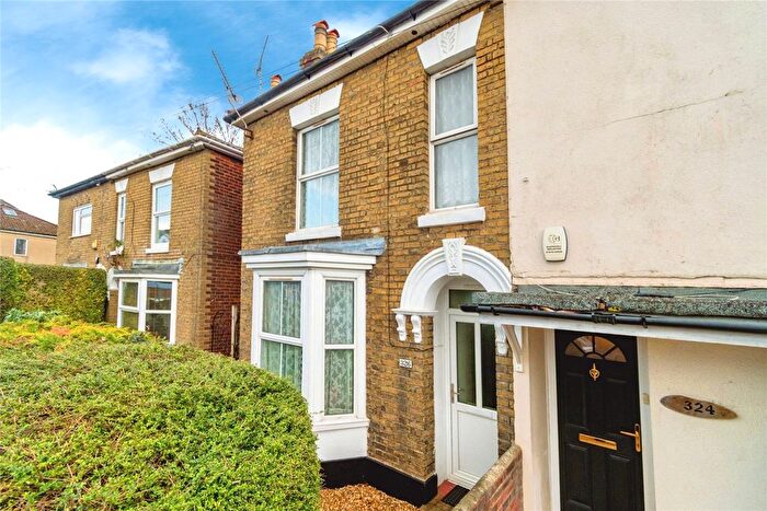 5 Bedroom Semi Detached House For Sale In Priory Road, Southampton, Hampshire, SO17