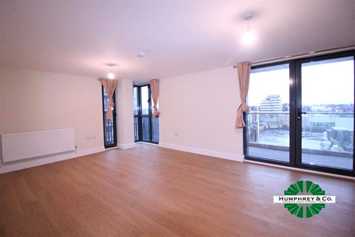 2 Bedroom Flat To Rent In Charter House, High Road, IG1