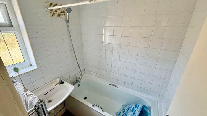 2 Bedroom Semi-Detached House For Sale In Third Avenue, Scampton, Lincoln, LN1