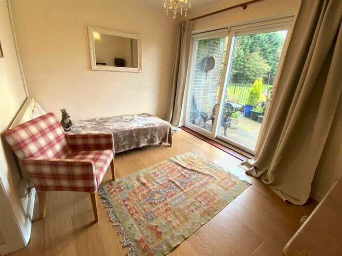 3 Bedroom Terraced House For Sale In Duffield Court, Duffield, Belper, DE56