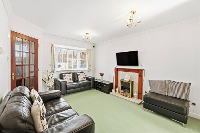 2 Bedroom Semi-Detached House For Sale In Tilia Close, Cheam, SM1