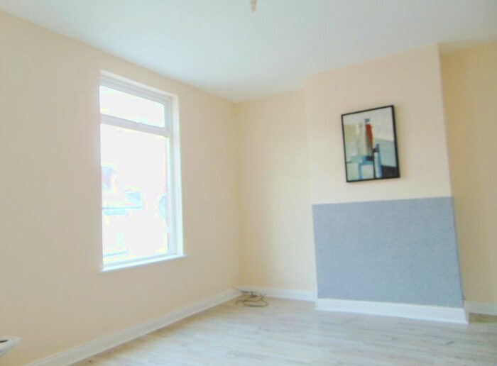 3 Bedroom Terraced House To Rent In Ellerton Road, Sheffield, S5