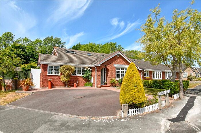 4 Bedroom Bungalow For Sale In Magnolia Walk, Greasby, Wirral, CH49