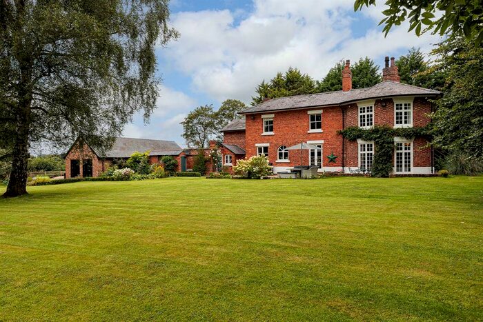 6 Bedroom Detached House For Sale In Tilstone Fearnall, Tarporley, CW6