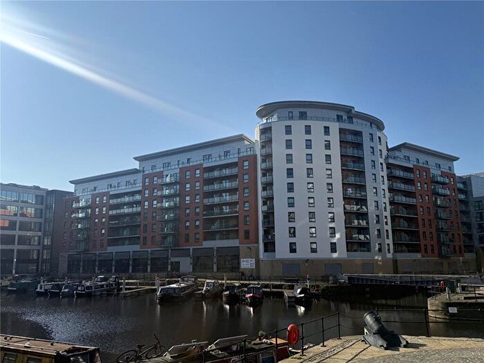 2 Bedroom Apartment To Rent In Mackenzie House, Chadwick Street, Leeds, LS10