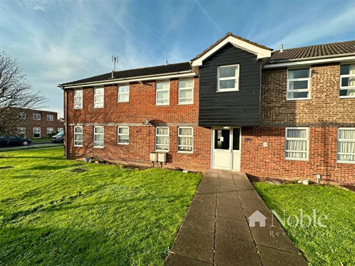 1 Bedroom Apartment To Rent In Hazelwood, Benfleet, SS7