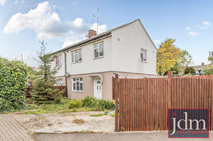 3 Bedroom Semi-Detached House To Rent In Stanley Way, Orpington, BR5