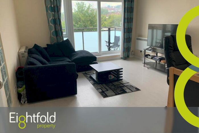 2 Bedroom Flat To Rent In Lustrells Vale, Saltdean, Brighton, BN2