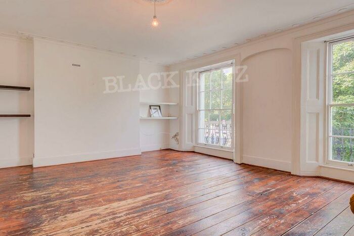 3 Bedroom Flat To Rent In Camden Street, NW1