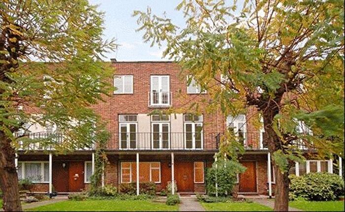 5 Bedroom Terraced House To Rent In Middlefield, St Johns Wood, London, NW8