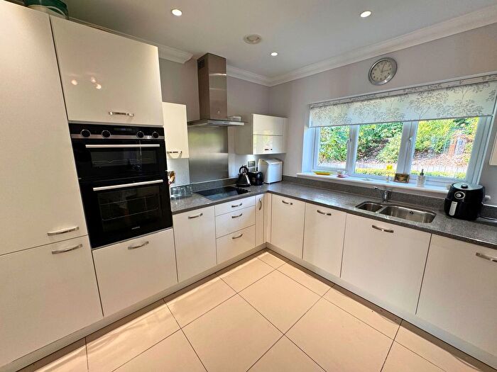2 Bedroom Terraced House For Sale In Teal Way, Exeter, EX2