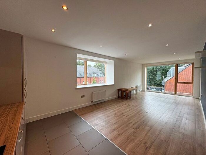 2 Bedroom Flat To Rent In Ebony Crescent, London, EN4