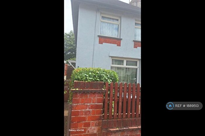 3 Bedroom End Of Terrace House To Rent In Malcolm Road, Northampton, NN2