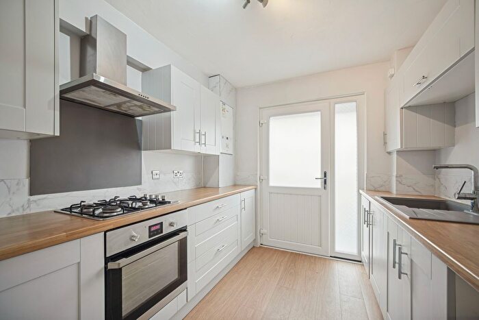 2 Bedroom Terraced House For Sale In Beauly Court, Grangemouth, FK3