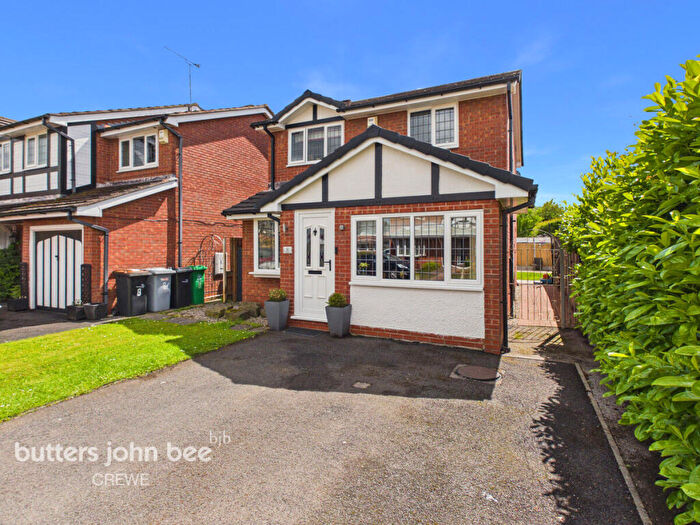 3 Bedroom Detached House For Sale In Sheridan Close, Crewe, CW1