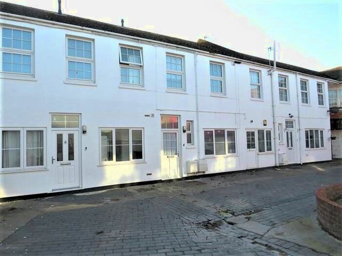 2 Bedroom Property To Rent In Trinity Mews, Dorset Place, Hastings, TN34