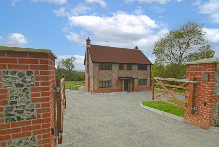 5 Bedroom Detached House To Rent In Heather Lane, Up Nately, Hook, RG27