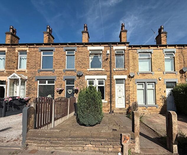 3 Bedroom Terraced House For Sale In Wakefield Road, Earlsheaton Dewsbury, WF12