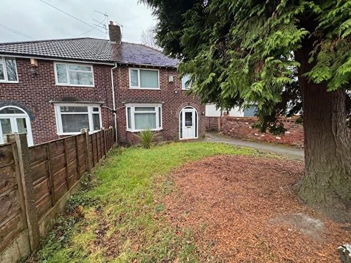 3 Bedroom Semi-Detached House To Rent In Kenworthy Lane, Manchester, M22