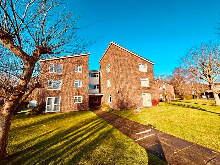 1 Bedroom Apartment For Sale In Bradwell Road, Peterborough, PE3