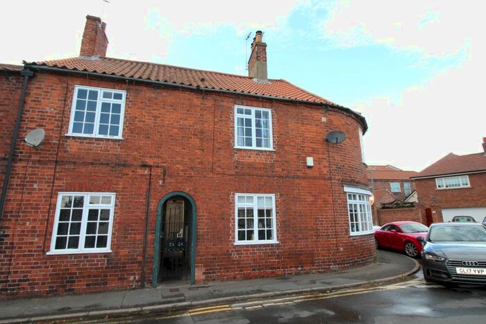 2 Bedroom Terraced House To Rent In Church Street, Bawtry, Doncaster, South Yorkshire, DN10