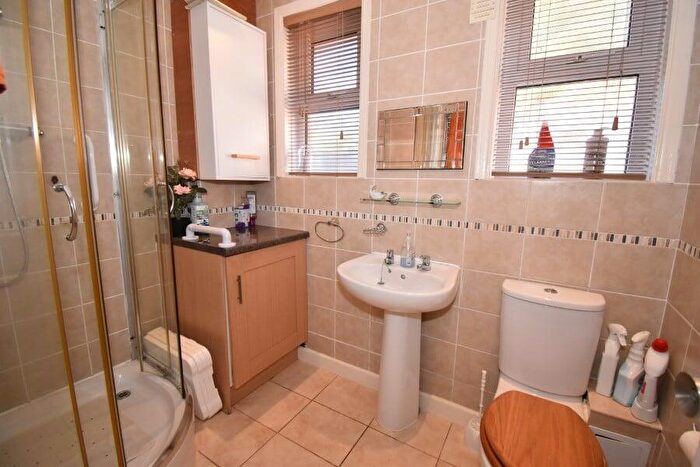 2 Bedroom Semi-Detached Bungalow For Sale In Woolsery Grove, Whipton, Exeter, EX4