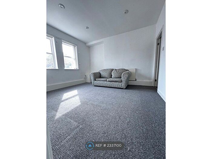1 Bedroom Flat To Rent In Ivanhoe Road, Aigburth, Liverpool, L17