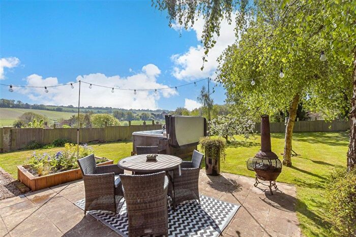 5 Bedroom Detached House For Sale In The Street, Petham, Canterbury, Kent, CT4