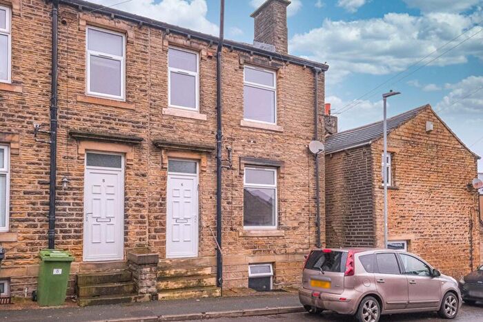 3 Bedroom Terraced House To Rent In Green Street, Meltham, HD9