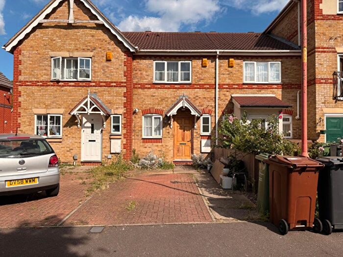 2 Bedroom Property To Rent In Stern Close, Barking, IG11