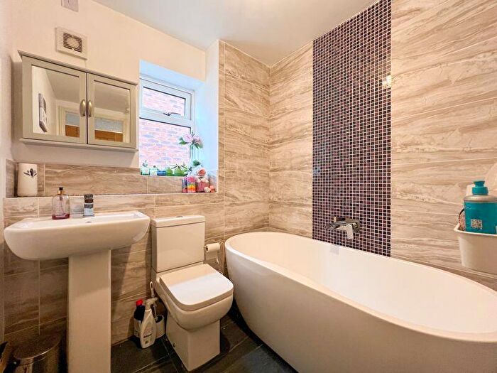 4 Bedroom Detached House For Sale In Mulberry Way, Leek, ., ST13