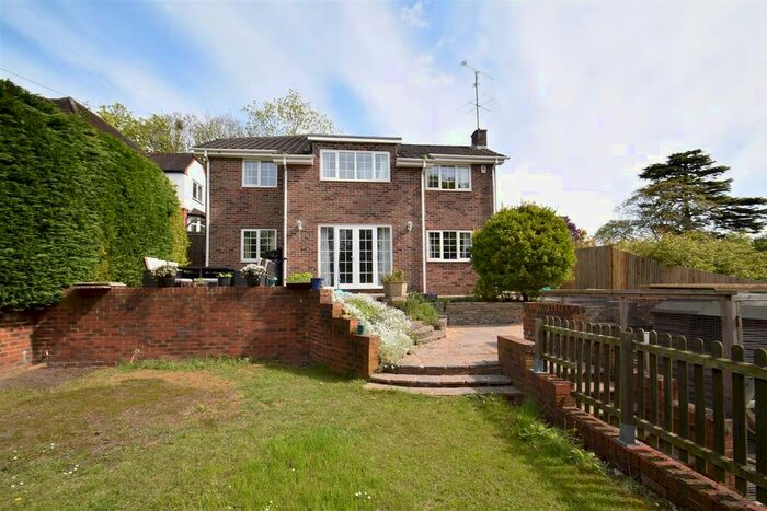 4 Bedroom Detached House To Rent In St. Peters Avenue, Caversham, Reading, RG4