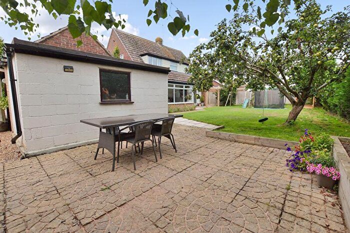 4 Bedroom Detached House For Sale In Mill Lane, Woodhall Spa, LN10