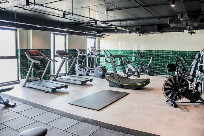 2 Bedroom Apartment To Rent In Holdenhurst Road, Bournemouth, Dorset, BH8