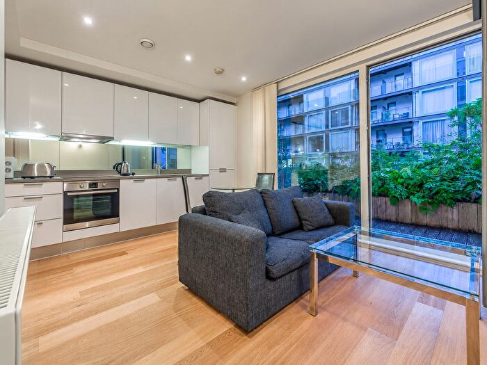 1 Bedroom Studio To Rent In Cardinal Building, Hayes, UB3